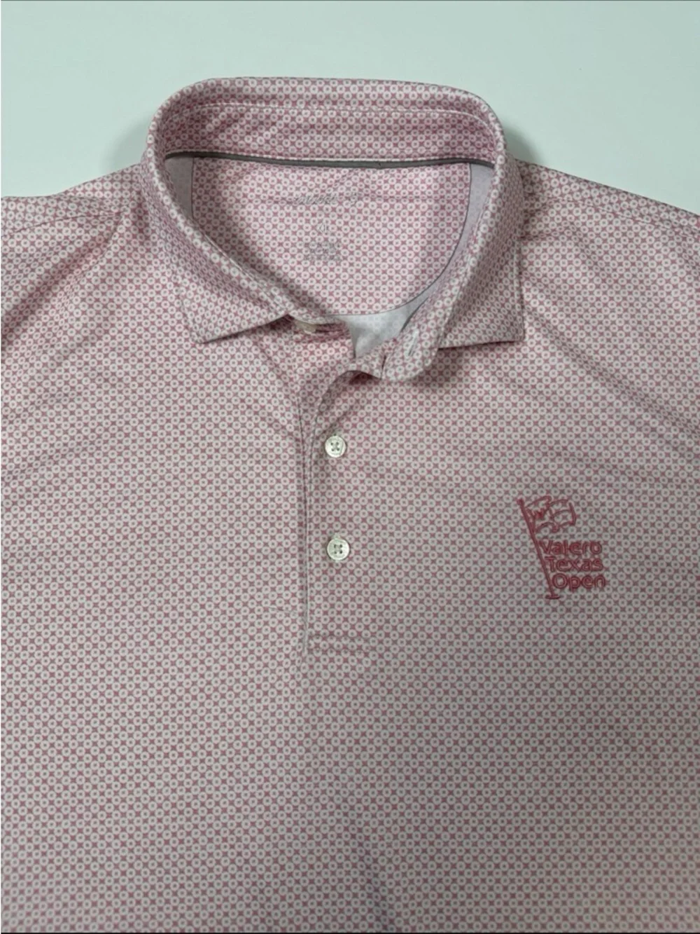 Johnnie-O Polo Shirt XL Pink Geo Print Valero Texas Open Golf Performance - Picture 2 of 8